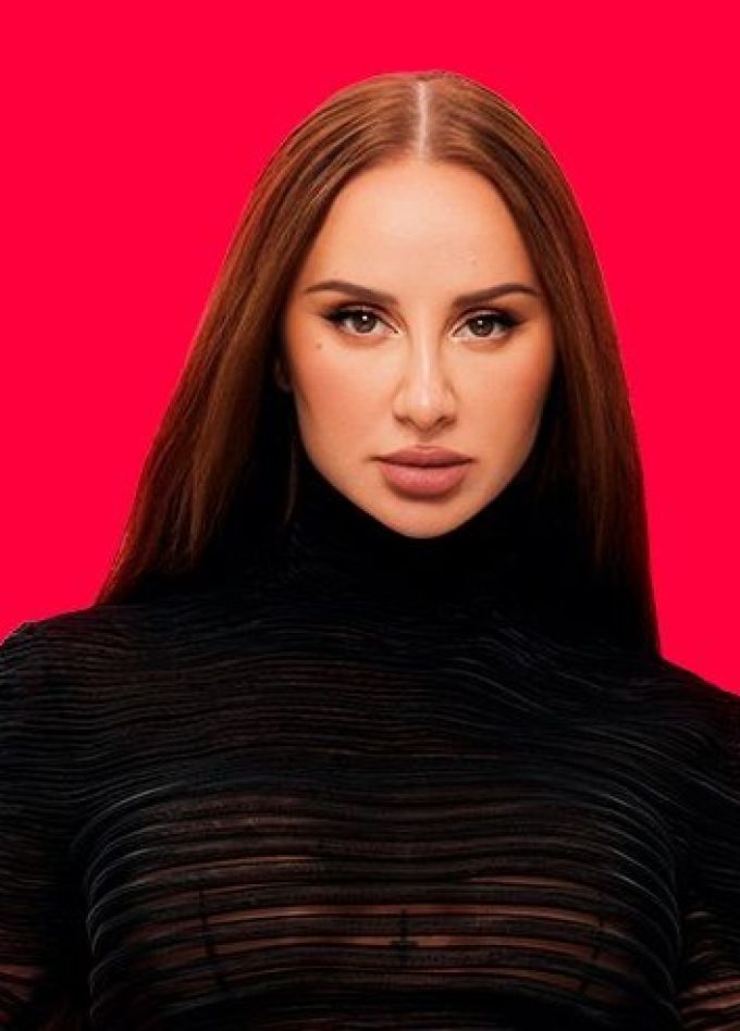 Anna Asti