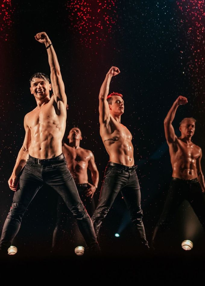 Шоу под дождём V. Признание в любви, Ангарск