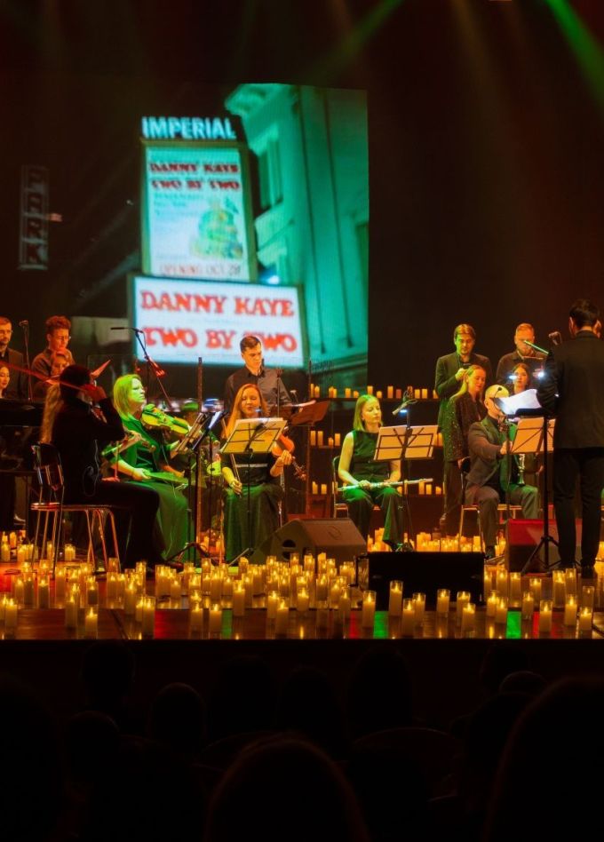 Neo Classic Orchestra. Мировые хиты неоклассики. 3000 свечей и хор, Ангарск