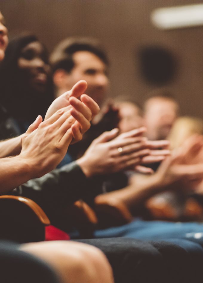 Целуй меня, Кэт!