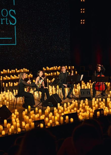 Люмос. Неоклассика: Эйнауди, Рихтер при 1000 свечей